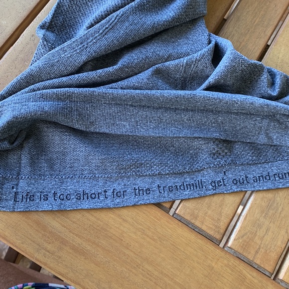 Lululemon tank top in Charcoal Grey in a size 4. - Picture 7 of 9